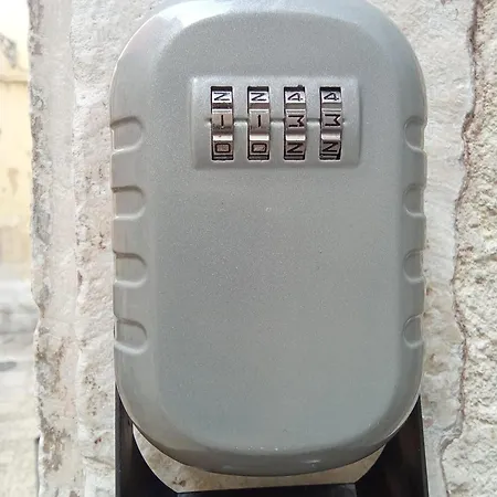 Bed and Breakfast Corte Di Lorenzo A Vecchia 3*